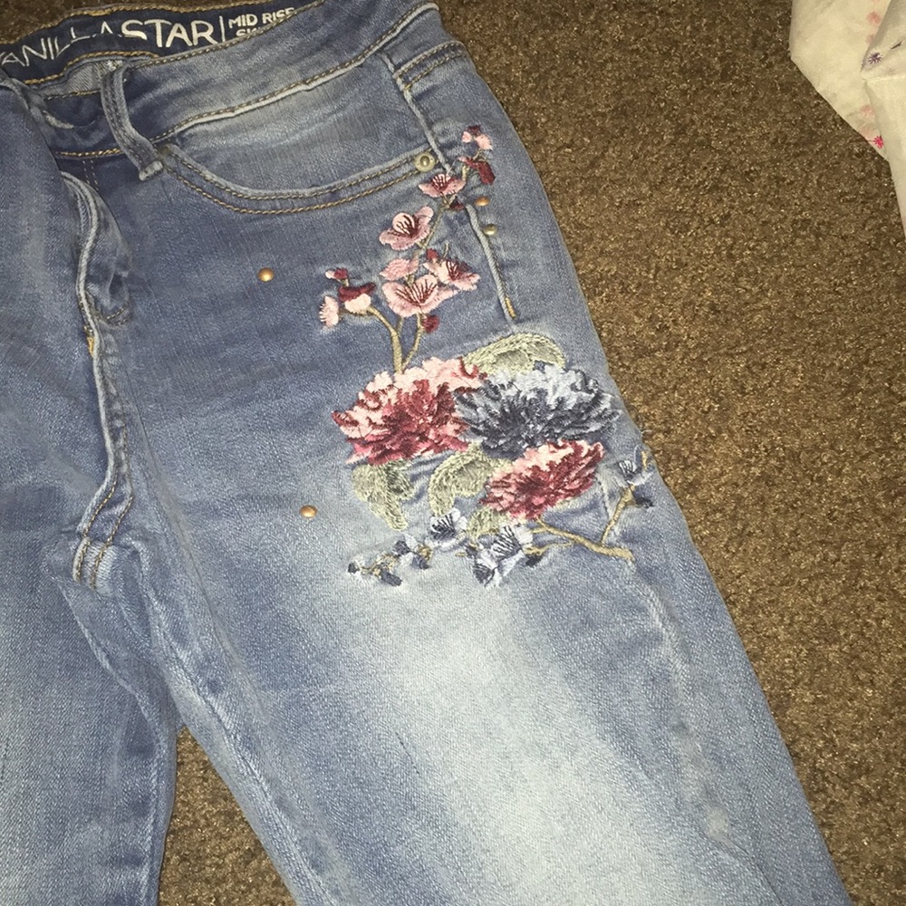 Jeans - Picture 3 of 3